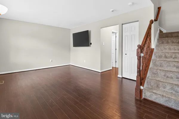 $385,000 | 8011 Mansion House Crossing, Pasadena, MD 21122