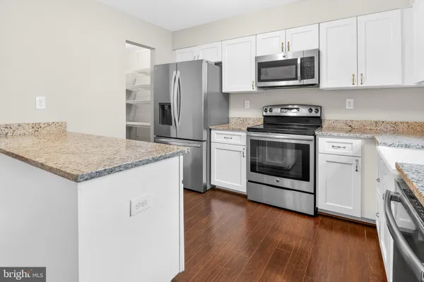 $385,000 | 8011 Mansion House Crossing, Pasadena, MD 21122