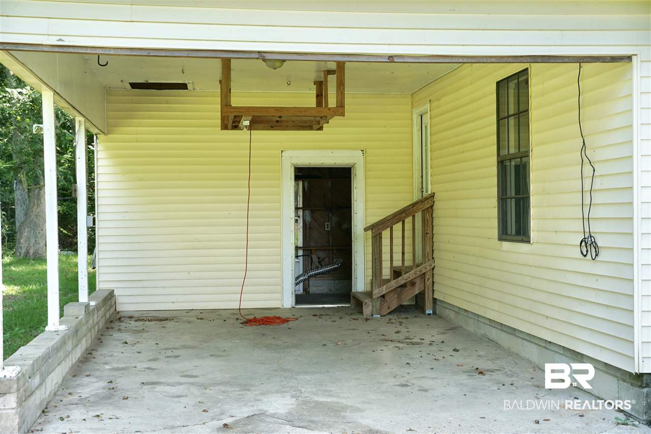 19757 South County Road 20 Foley, AL 36535 - Photo 11 of 23 Carport