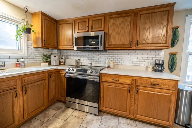 $275,000 | 1711 Hotel Road, Auburn, ME 04210