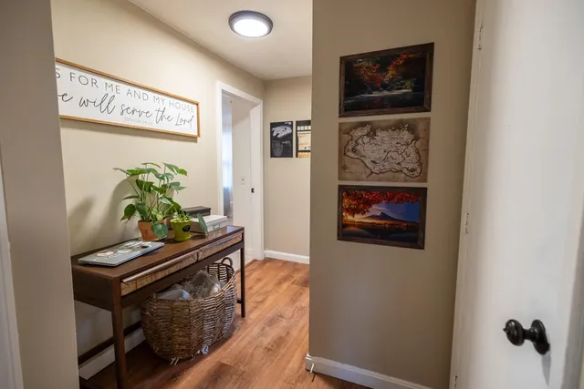 $275,000 | 1711 Hotel Road, Auburn, ME 04210