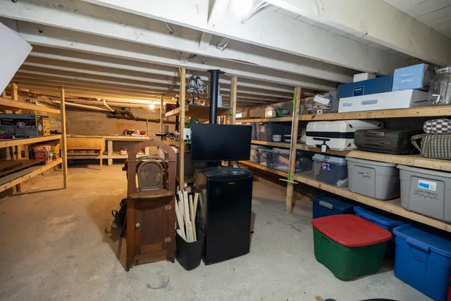 $275,000 | 1711 Hotel Road, Auburn, ME 04210