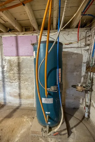 $275,000 | 1711 Hotel Road, Auburn, ME 04210