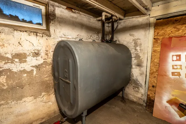 $275,000 | 1711 Hotel Road, Auburn, ME 04210