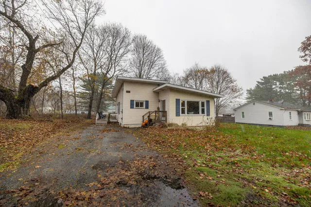 $275,000 | 1711 Hotel Road, Auburn, ME 04210