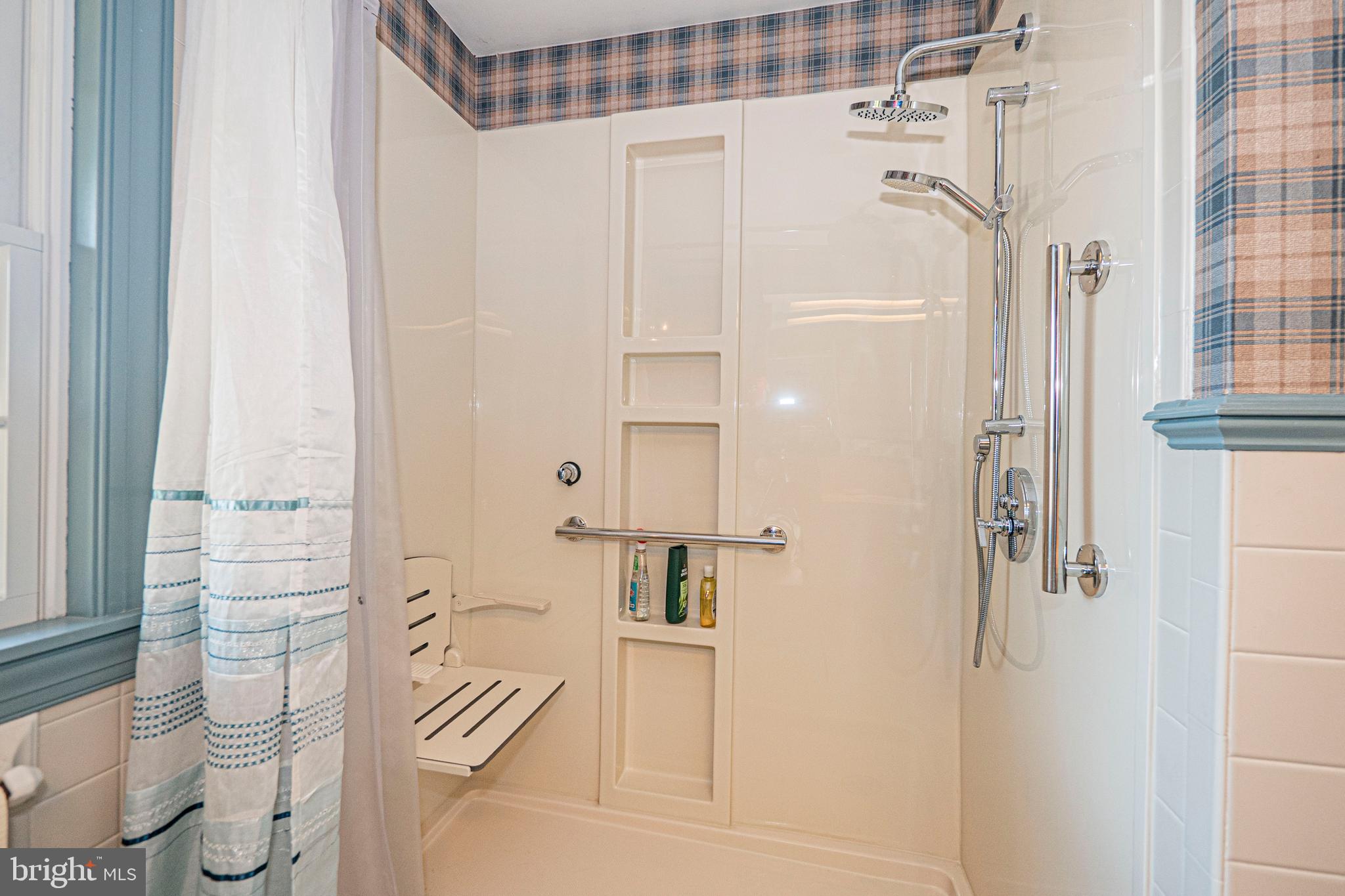 5710 Emory Road Upperco, MD 21155 - Photo 55 of 113 Upper Level - Hall Full Bathroom