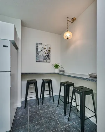 a view of entryway with furniture