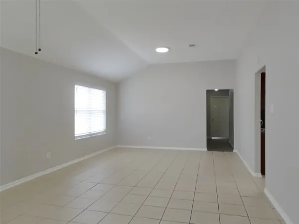 $1,659 | 11010 Vanilla Ridge Court, Houston, TX 77044