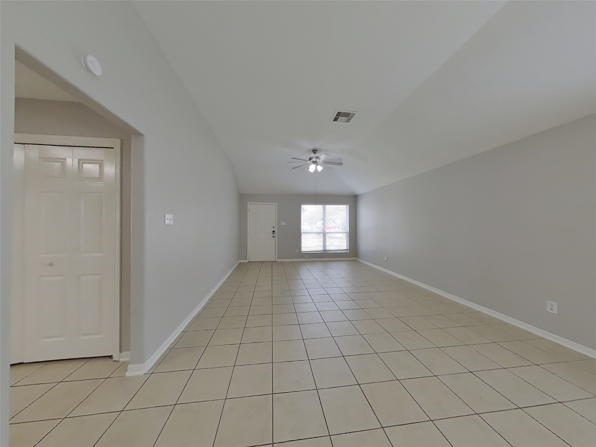 11010 Vanilla Ridge Court Houston, TX 77044 - Photo 5 of 18