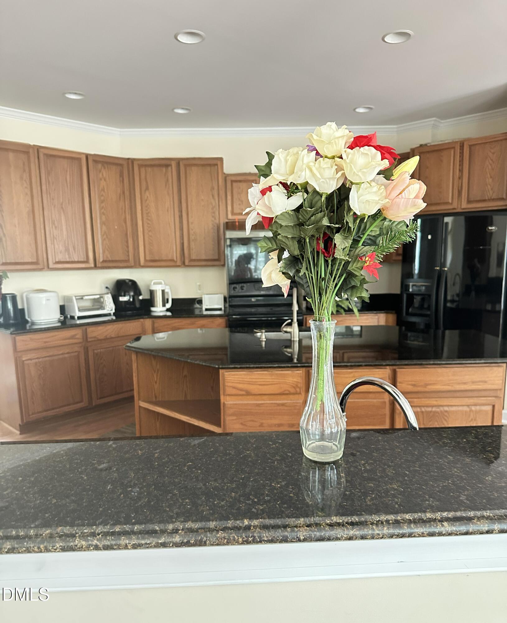 303 Rowe Road Chapel Hill, NC 27516 - Photo 7 of 21 Kitchen11