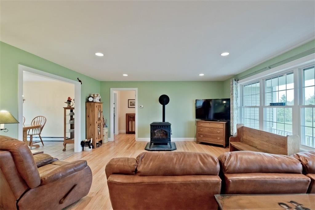 728 River Road Buxton, ME 04093 - Photo 12 of 35 Photo