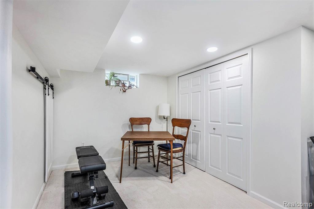 3509 Durham Road Royal Oak, MI 48073 - Photo 20 of 26
