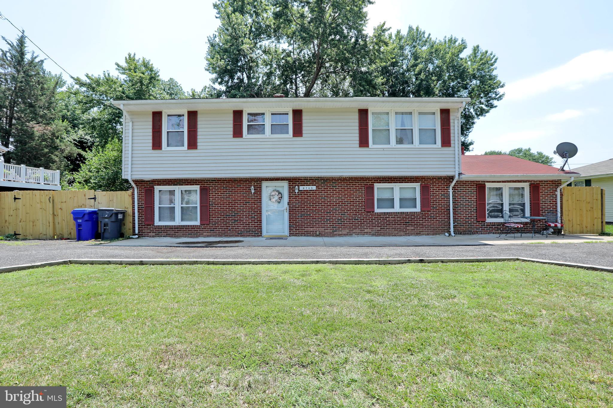 6745 Amherst Road Bryans Road, MD 20616 - Photo 3 of 41