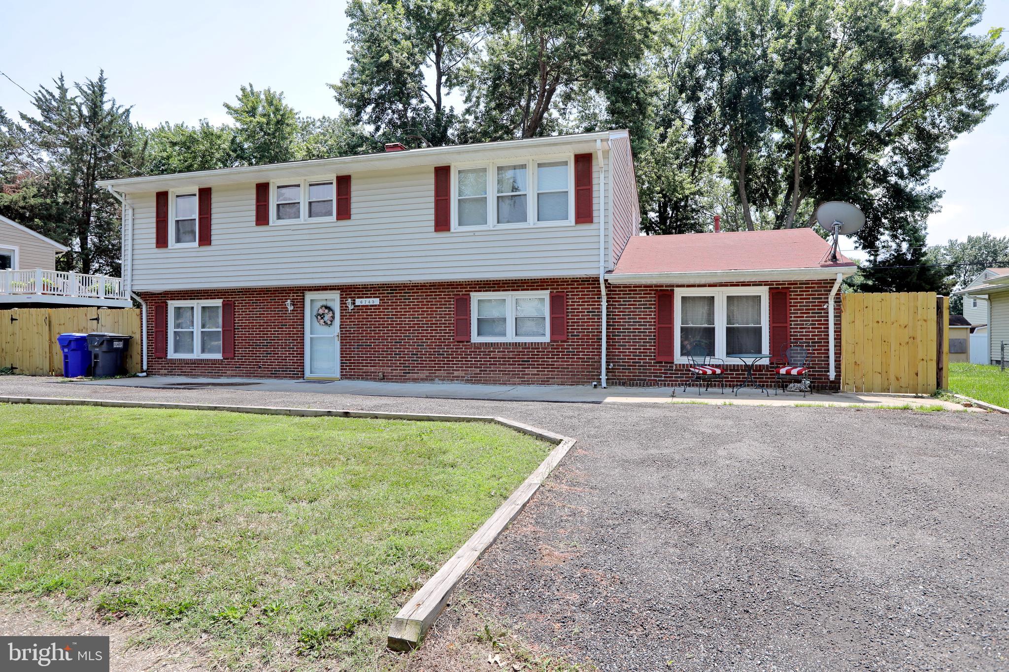 6745 Amherst Road Bryans Road, MD 20616 - Photo 4 of 41