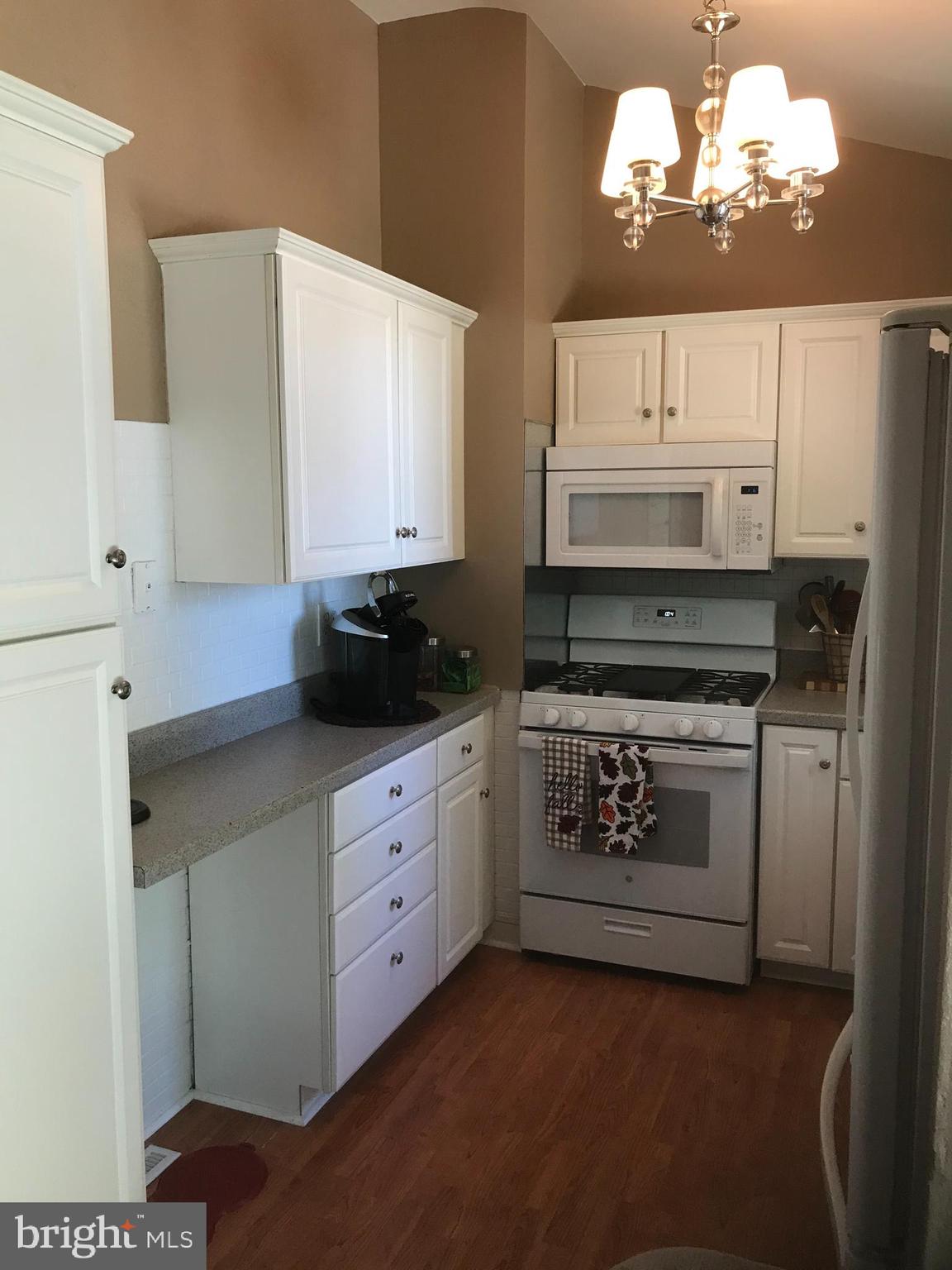 238 Somerset Road Deptford, NJ 08096 - Photo 9 of 18