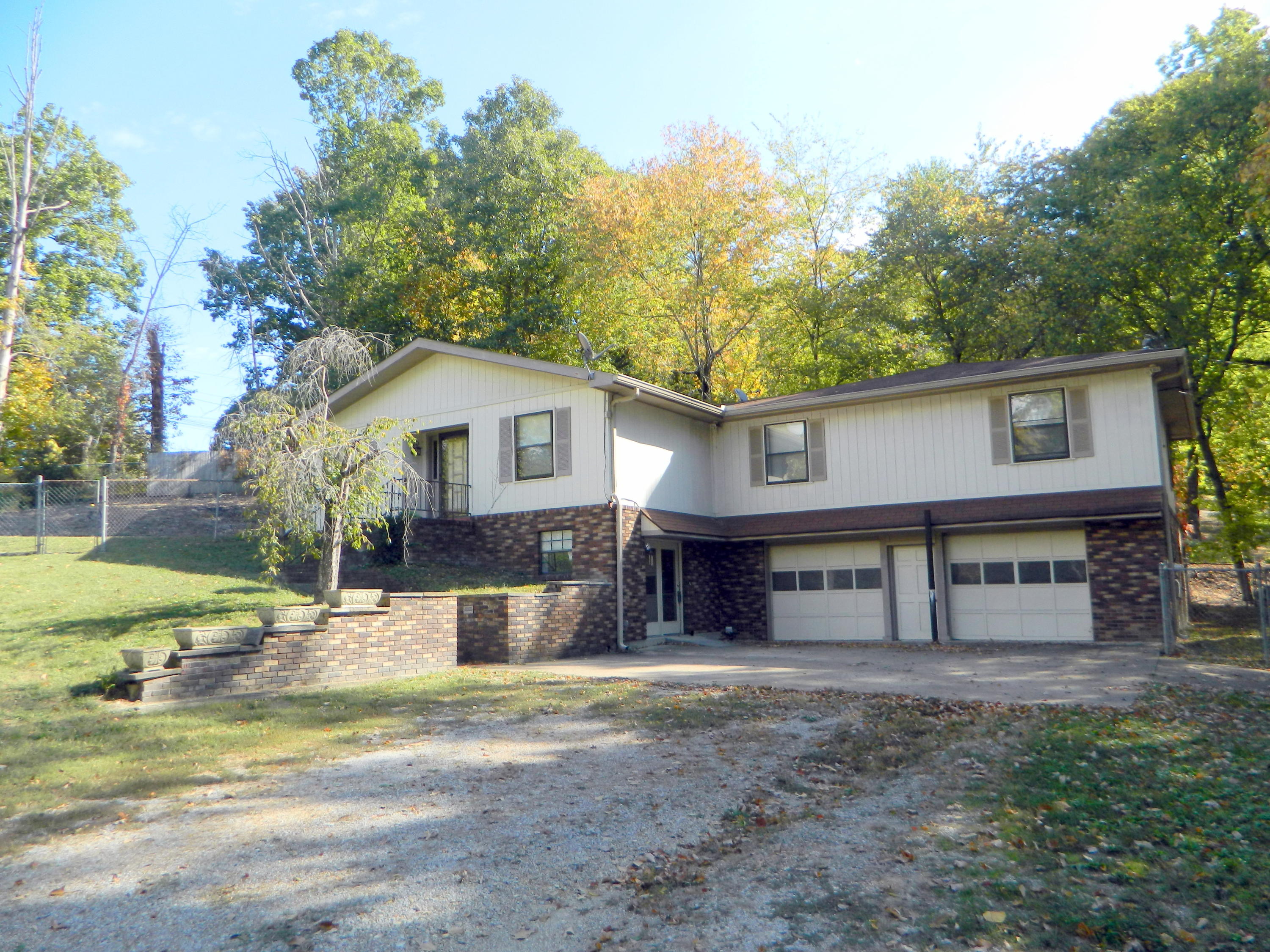 8708 Gann Road Soddy Daisy, TN 37379 - Photo 2 of 46 DSCN1147-001