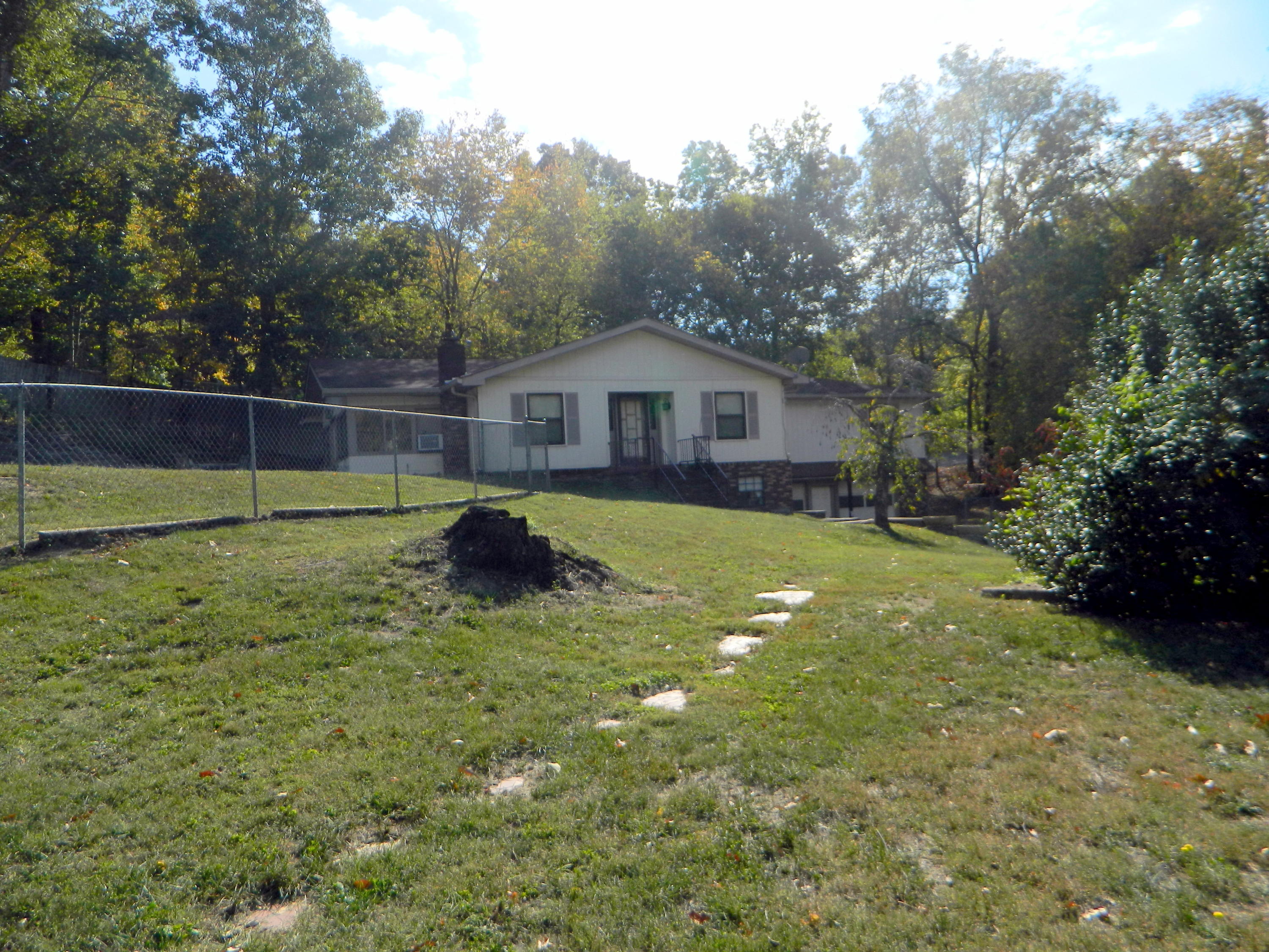 8708 Gann Road Soddy Daisy, TN 37379 - Photo 3 of 46 DSCN1145-001