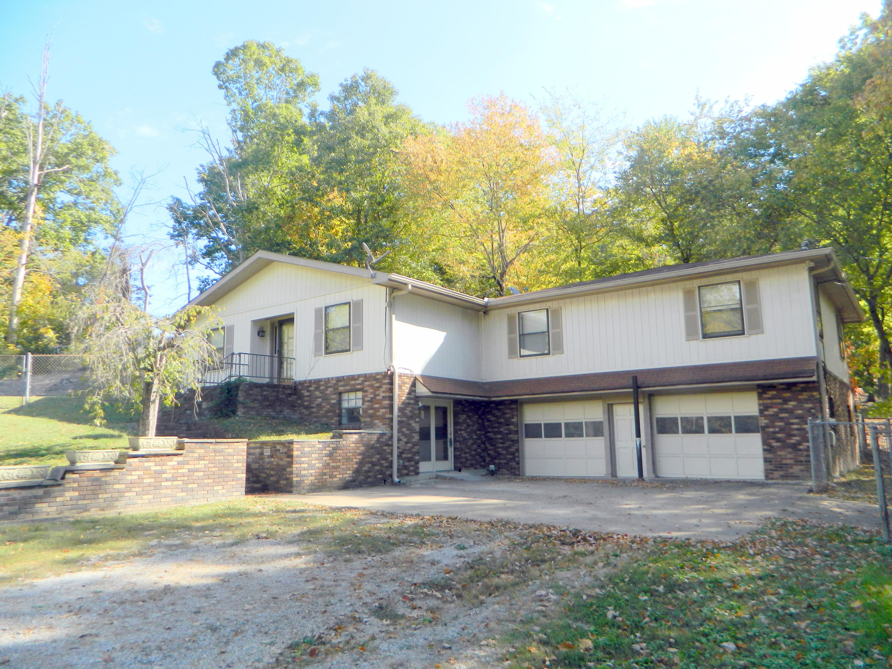 8708 Gann Road Soddy Daisy, TN 37379 - Photo 4 of 46 DSCN1148-001