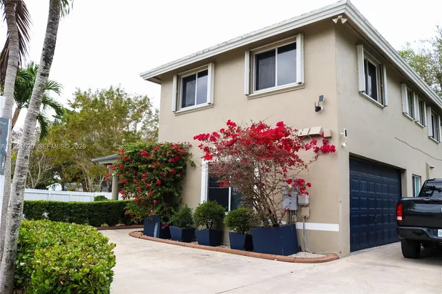 $1,199,000 | 11 Northeast 151st Street, Miami, FL 33162