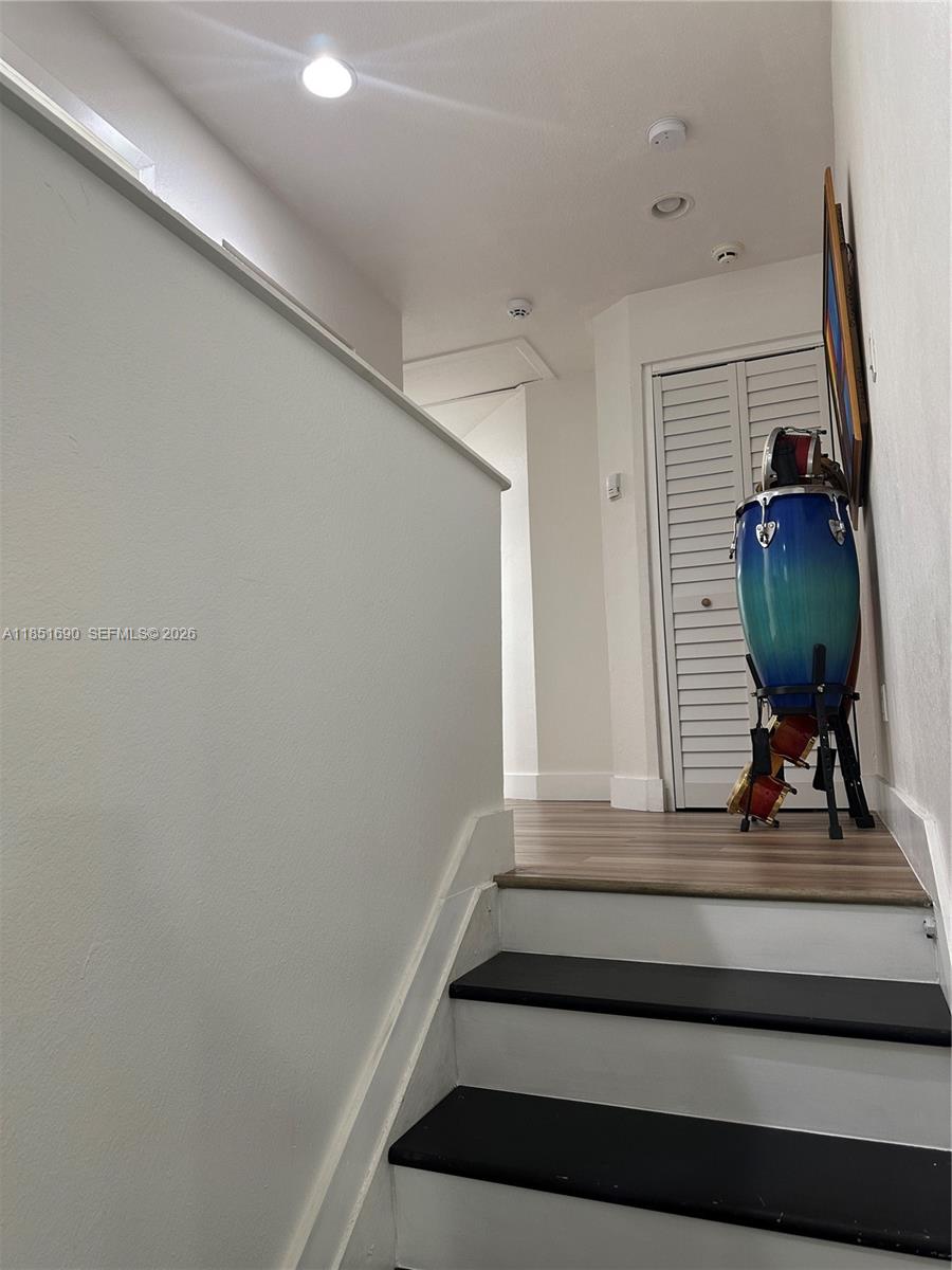 11 Northeast 151st Street Miami, FL 33162 - Photo 44 of 95 Stairway to 2nd floor