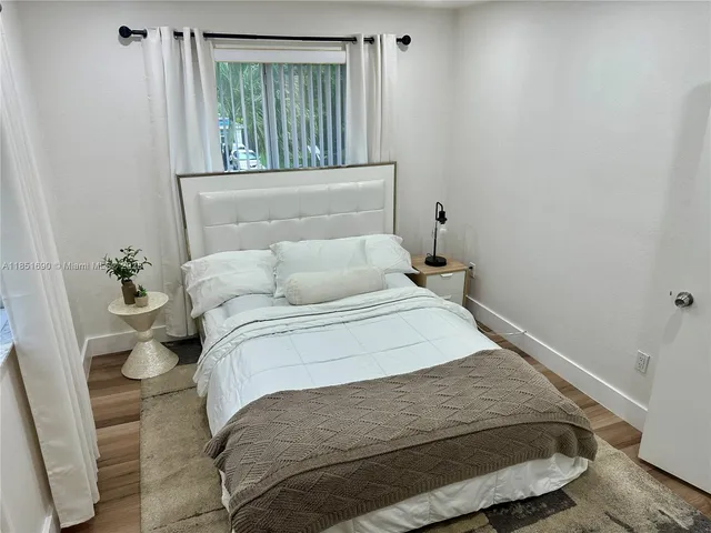 $1,199,000 | 11 Northeast 151st Street, Miami, FL 33162