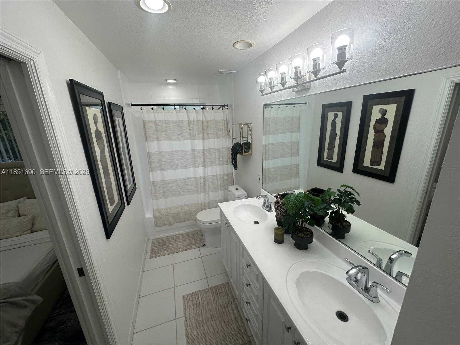 11 Northeast 151st Street Miami, FL 33162 - Photo 54 of 95 2nd level Bathroom 1