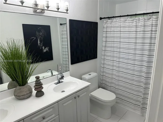 $1,199,000 | 11 Northeast 151st Street, Miami, FL 33162