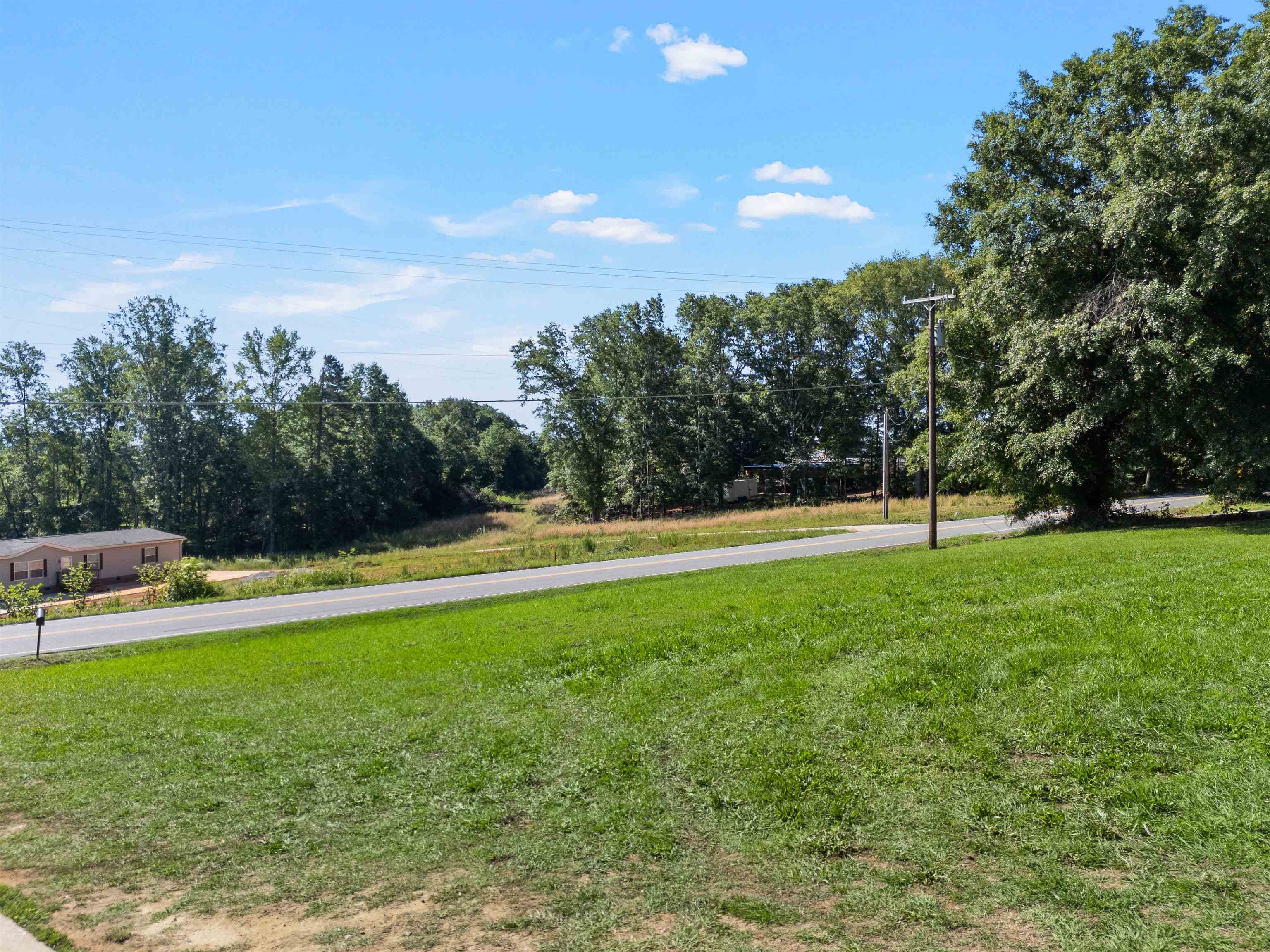 1257 Hampton Road Inman, SC 29349 - Photo 4 of 42