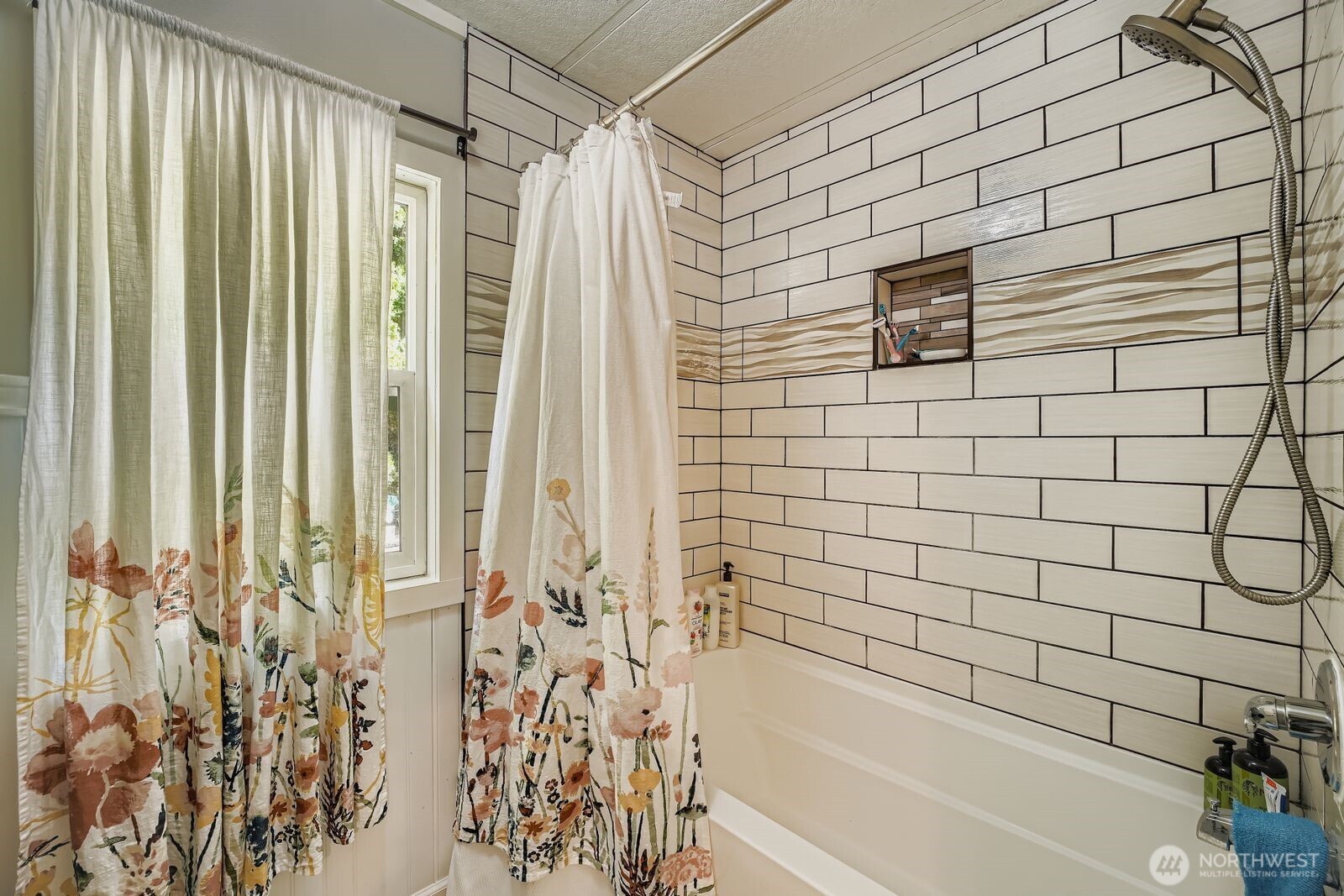 2431 South 371st Street, Unit 20 Federal Way, WA 98003 - Photo 18 of 28