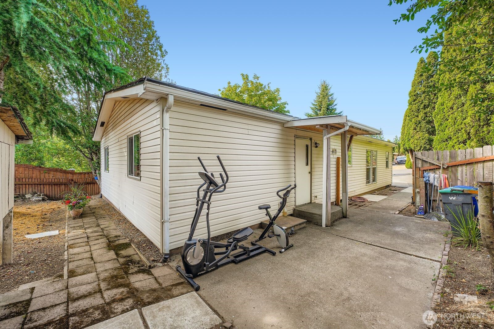 2431 South 371st Street, Unit 20 Federal Way, WA 98003 - Photo 27 of 28