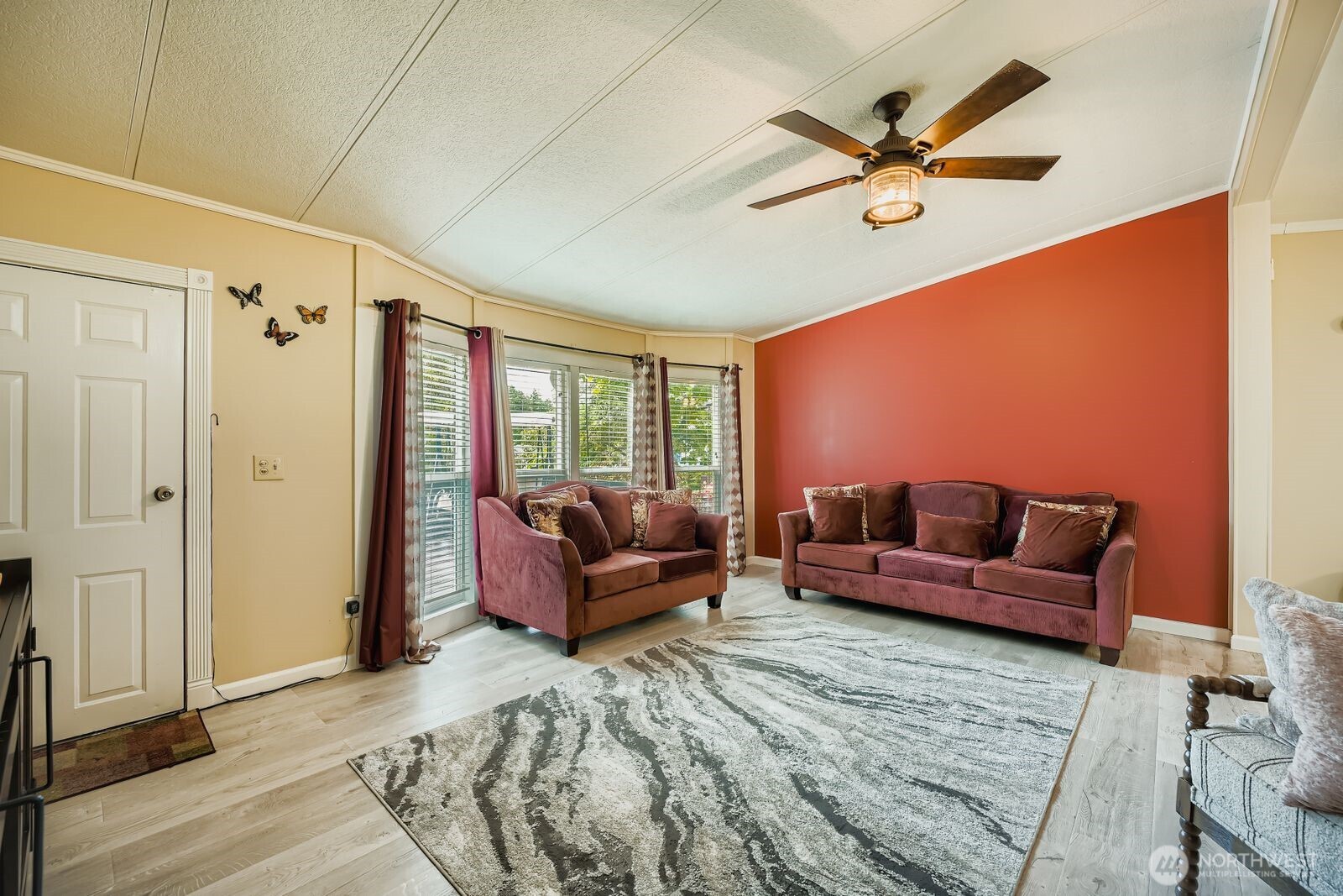 2431 South 371st Street, Unit 20 Federal Way, WA 98003 - Photo 7 of 28