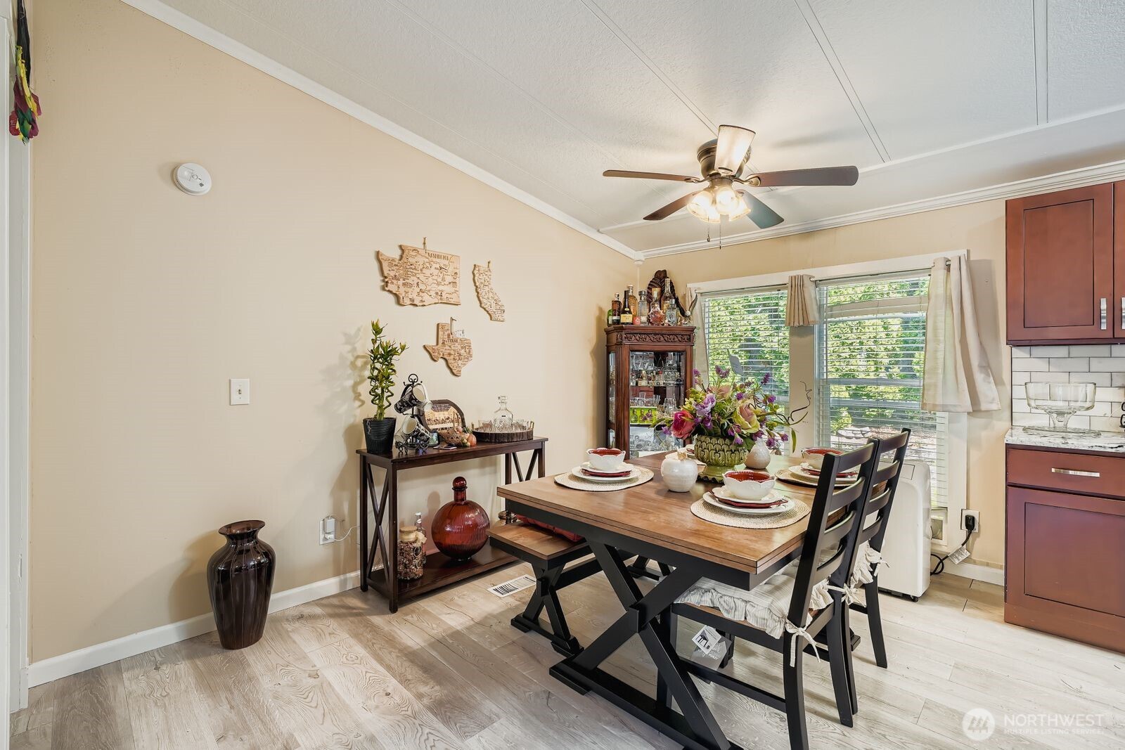 2431 South 371st Street, Unit 20 Federal Way, WA 98003 - Photo 8 of 28