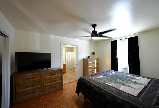 $279,900 | 15500 West 450 North, Medaryville, IN 47957