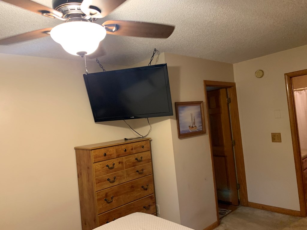 55 Laurel Spring Drive Murphy, NC 28906 - Photo 25 of 73 a living room with flat screen tv and washer