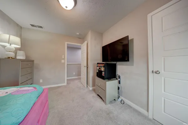 $357,000 | 4754 Brentford Drive, Newburgh, IN 47630