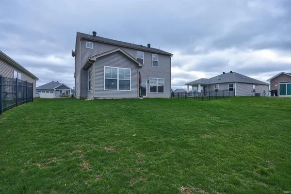$357,000 | 4754 Brentford Drive, Newburgh, IN 47630