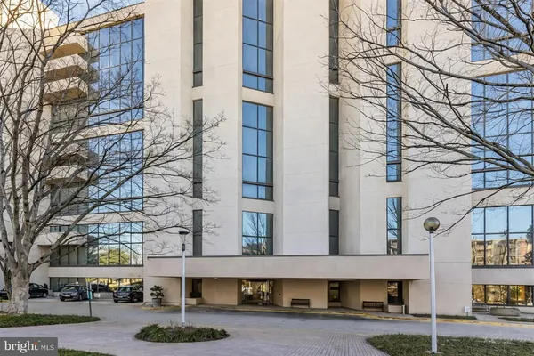 $629,500 | 1101 South Arlington Ridge Road, Unit 504, Arlington, VA 22202