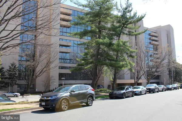 $629,500 | 1101 South Arlington Ridge Road, Unit 504, Arlington, VA 22202