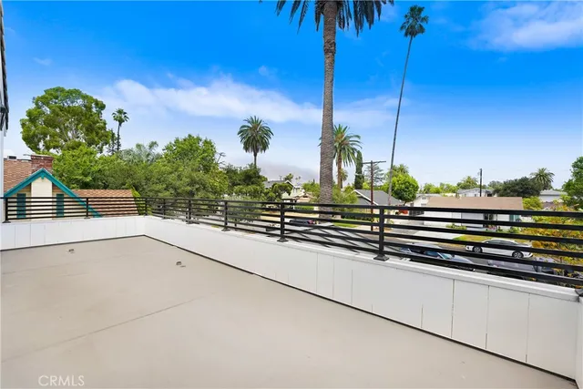 $5,600 | 107 North Parkwood Avenue, Pasadena, CA 91107