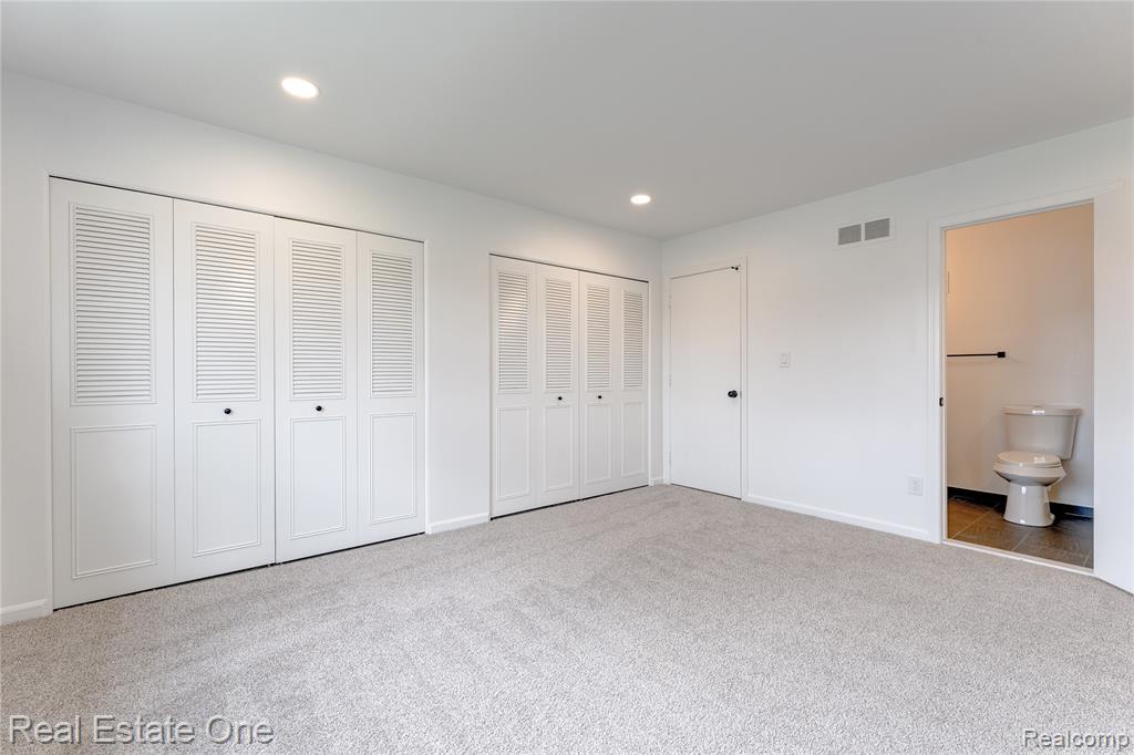 801 West Long Lake Road, Unit 4 Bloomfield Hills, MI 48302 - Photo 17 of 22