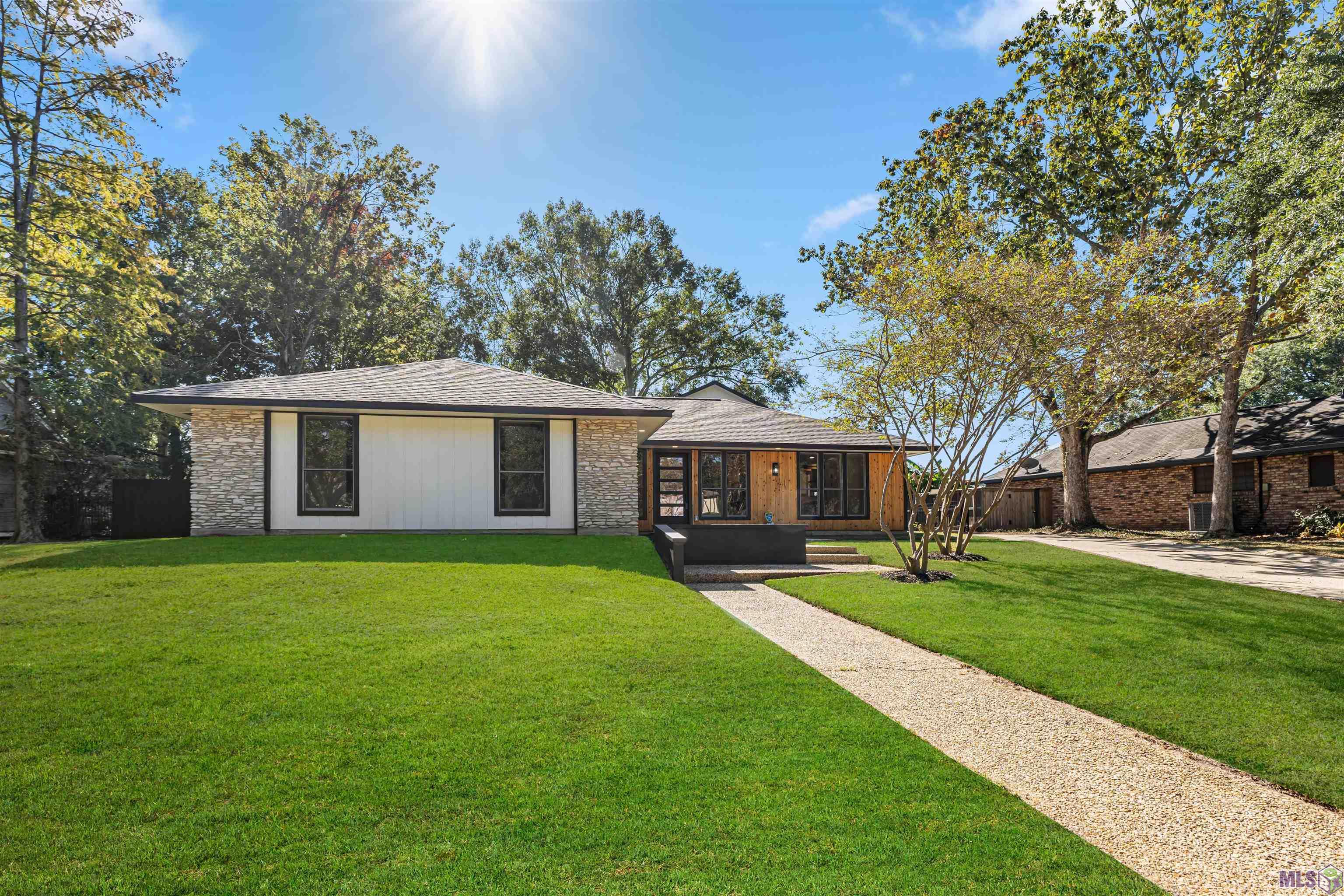 5945 Hickory Ridge Boulevard Baton Rouge, LA 70817 - Photo 3 of 26 Gallery Image 3