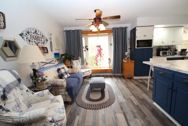 $389,900 | 1550 East Y Avenue, Vicksburg, MI 49097