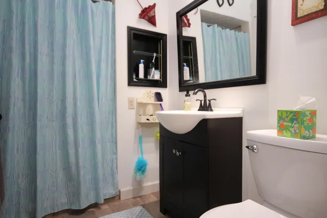 $389,900 | 1550 East Y Avenue, Vicksburg, MI 49097