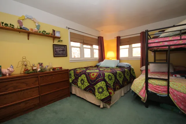 $389,900 | 1550 East Y Avenue, Vicksburg, MI 49097