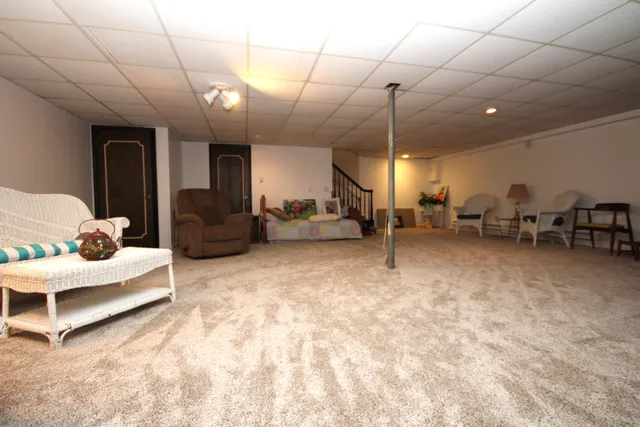 $389,900 | 1550 East Y Avenue, Vicksburg, MI 49097