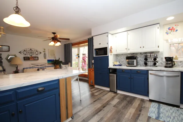 $389,900 | 1550 East Y Avenue, Vicksburg, MI 49097