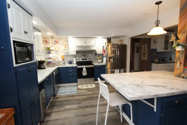 $389,900 | 1550 East Y Avenue, Vicksburg, MI 49097