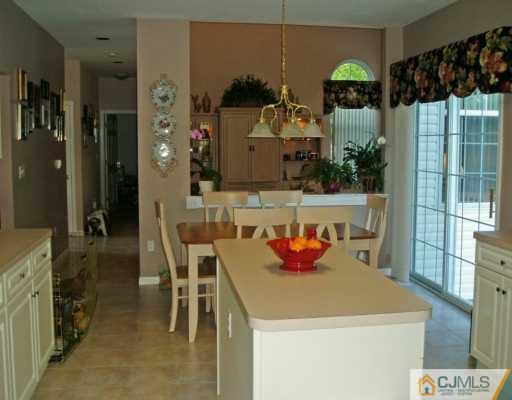 348 Meadowood Road Jackson, NJ 08527 - Photo 3 of 8
