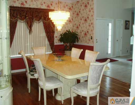 348 Meadowood Road Jackson, NJ 08527 - Photo 7 of 8
