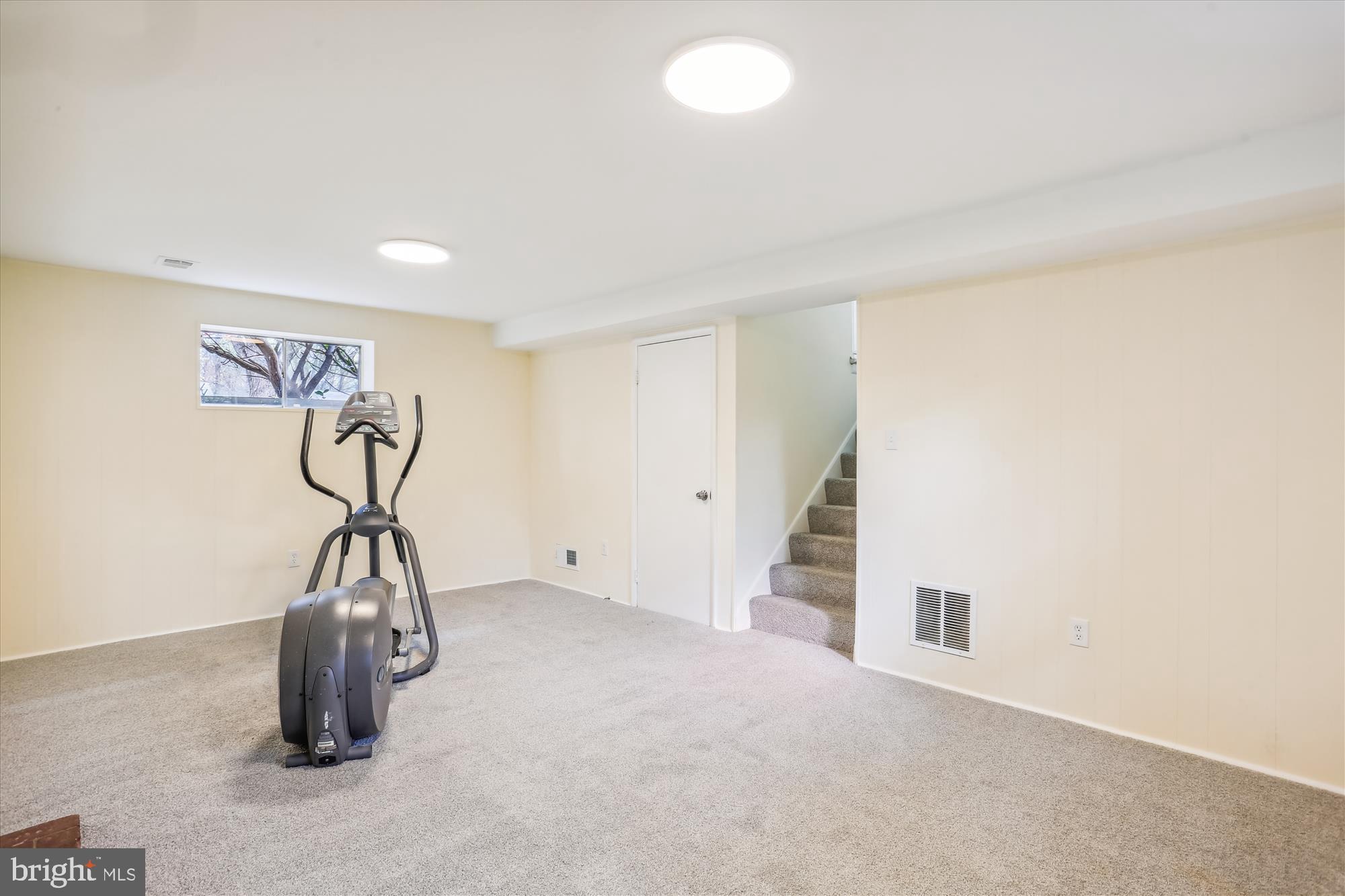 606 Lamberton Drive Silver Spring, MD 20902 - Photo 33 of 39 Family Room